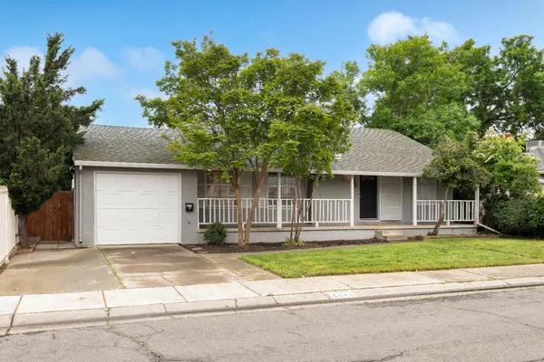 $585,000 | 5640 33rd Avenue, Sacramento, CA 95824