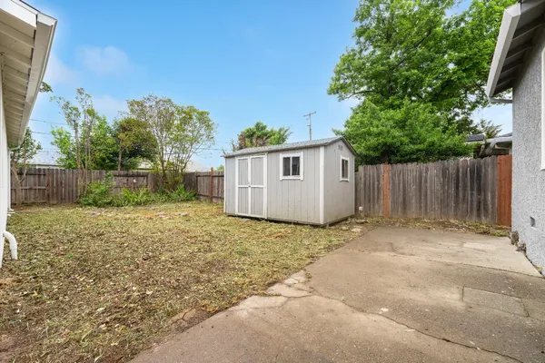 $585,000 | 5640 33rd Avenue, Sacramento, CA 95824