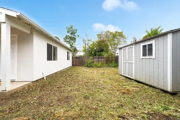 $585,000 | 5640 33rd Avenue, Sacramento, CA 95824