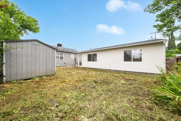 $585,000 | 5640 33rd Avenue, Sacramento, CA 95824