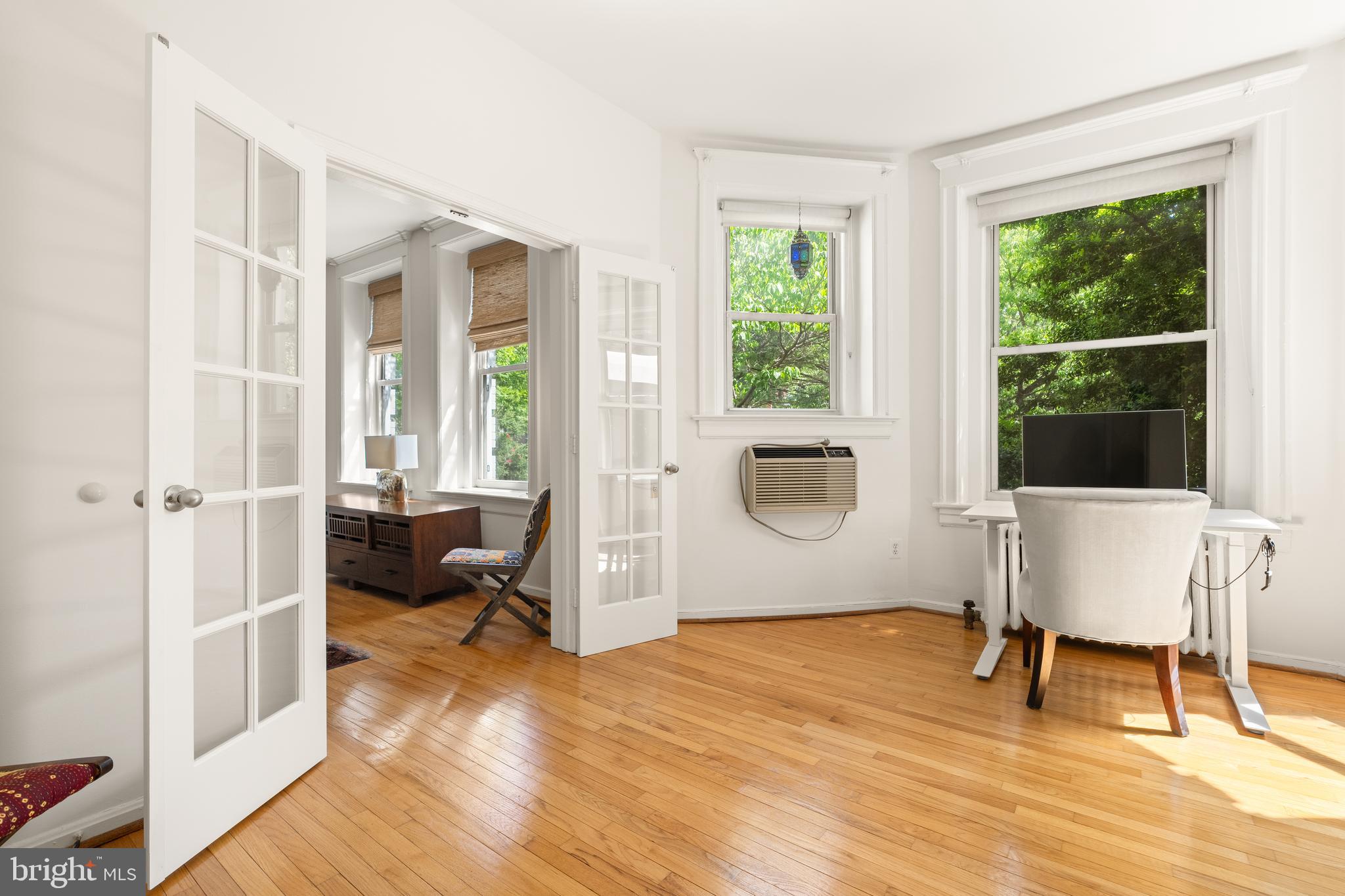1855 Calvert Street Northwest, Unit 101 Washington, DC 20009 - Photo 10 of 15 Gallery Image 10