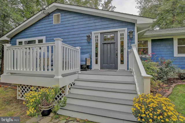a front view of a house with entryway