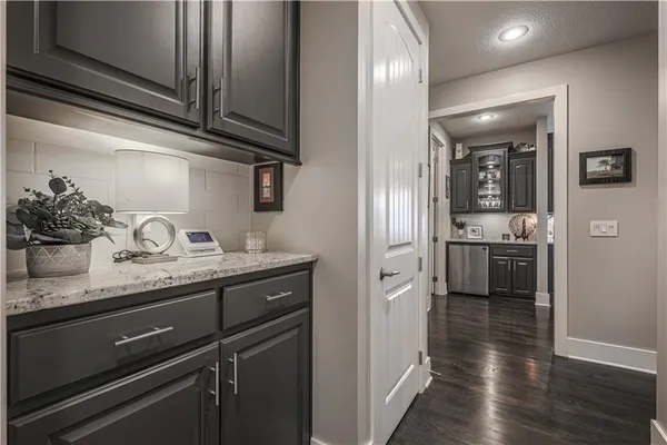 $1,225,000 | 9519 West 151st Terrace, Overland Park, KS 66221