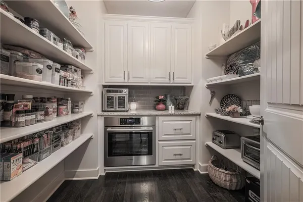$1,225,000 | 9519 West 151st Terrace, Overland Park, KS 66221