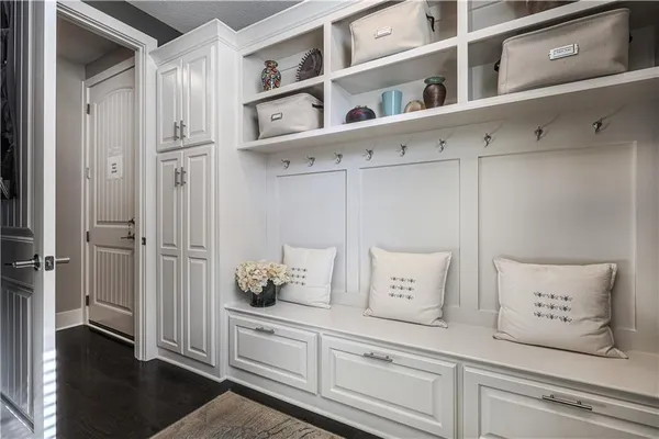 $1,225,000 | 9519 West 151st Terrace, Overland Park, KS 66221