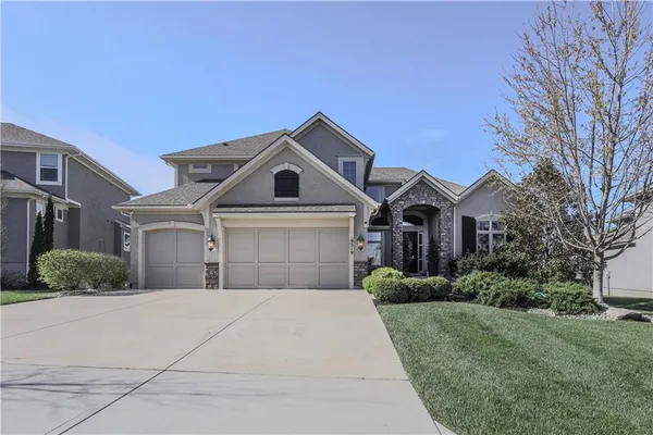 $1,225,000 | 9519 West 151st Terrace, Overland Park, KS 66221