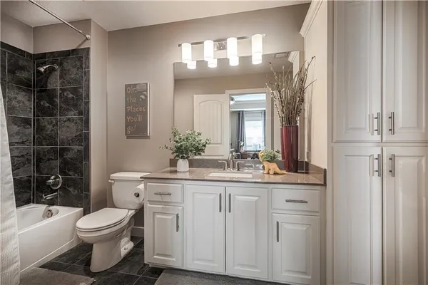 $1,225,000 | 9519 West 151st Terrace, Overland Park, KS 66221
