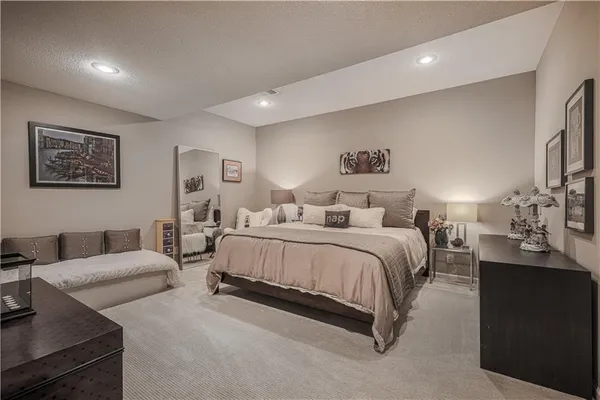 $1,225,000 | 9519 West 151st Terrace, Overland Park, KS 66221