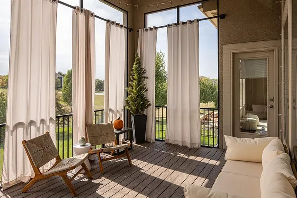 $1,225,000 | 9519 West 151st Terrace, Overland Park, KS 66221