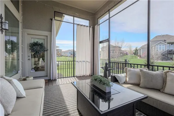 $1,225,000 | 9519 West 151st Terrace, Overland Park, KS 66221