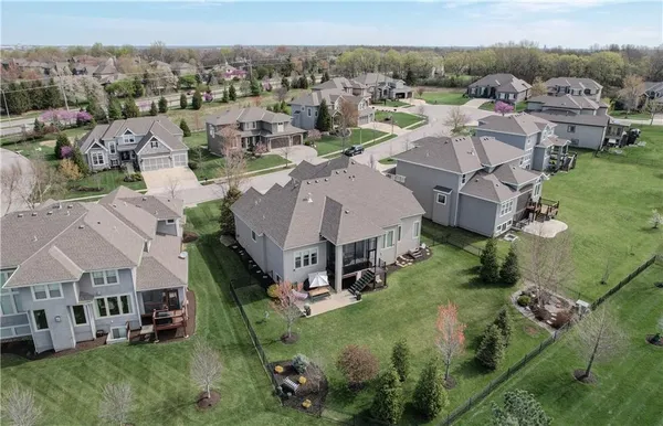 $1,225,000 | 9519 West 151st Terrace, Overland Park, KS 66221