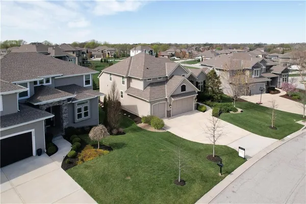 $1,225,000 | 9519 West 151st Terrace, Overland Park, KS 66221
