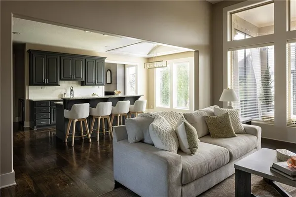 $1,225,000 | 9519 West 151st Terrace, Overland Park, KS 66221