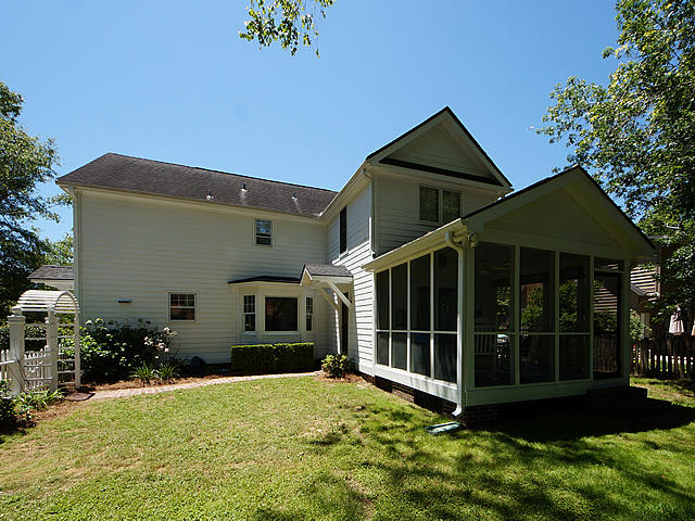 780 Milldenhall Road Mount Pleasant, SC 29464 - Photo 3 of 20 32