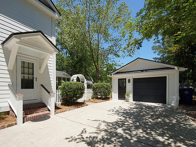 780 Milldenhall Road Mount Pleasant, SC 29464 - Photo 4 of 20 35