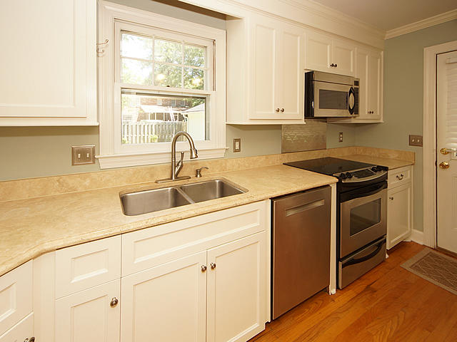 780 Milldenhall Road Mount Pleasant, SC 29464 - Photo 9 of 20 14