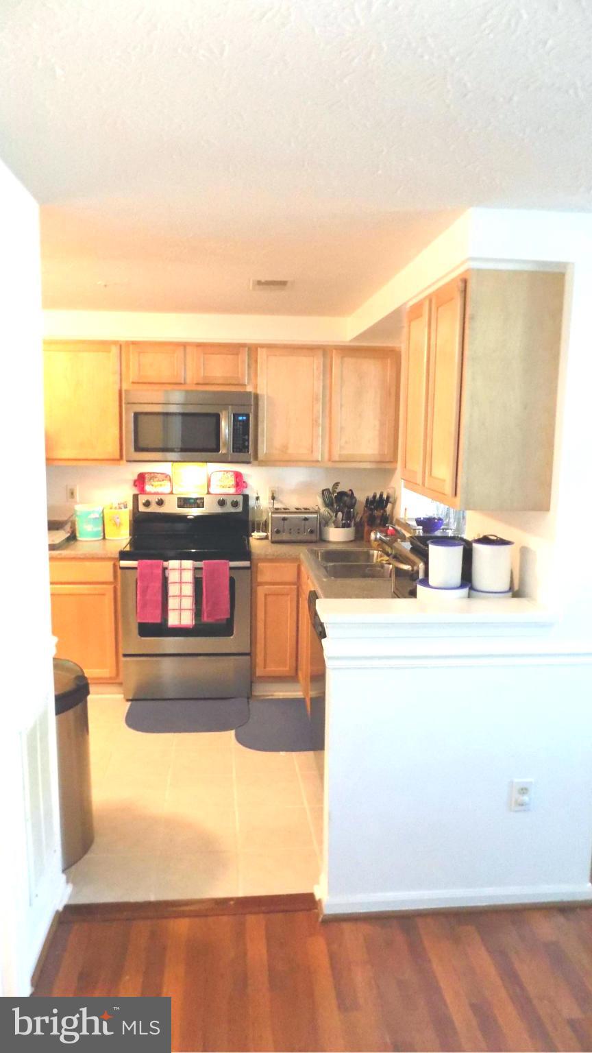 592 Cascade Way Frederick, MD 21703 - Photo 8 of 30 Kitchen
