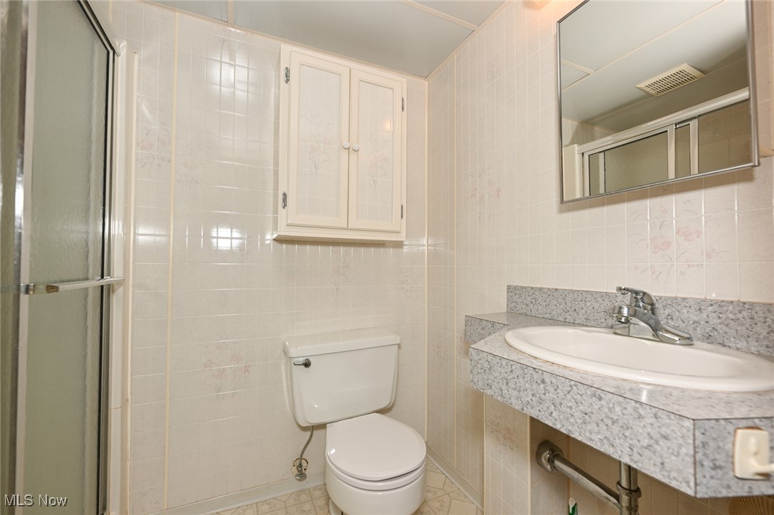 1883 Massillon Road Akron, OH 44312 - Photo 45 of 50 Gallery Image 45