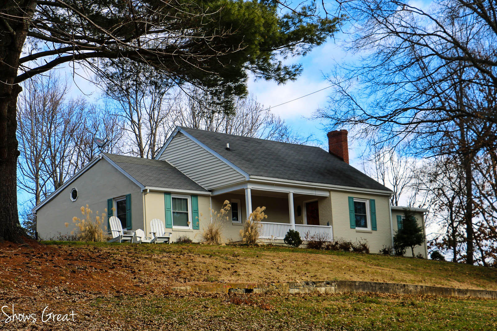 5553 Roselawn Road Roanoke, VA 24018 - Photo 1 of 40 Front View