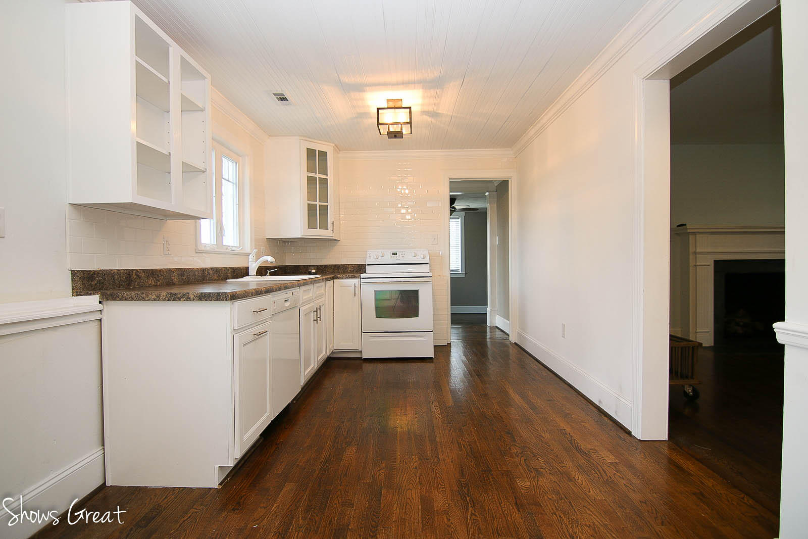 5553 Roselawn Road Roanoke, VA 24018 - Photo 17 of 40 28-IMG_5278