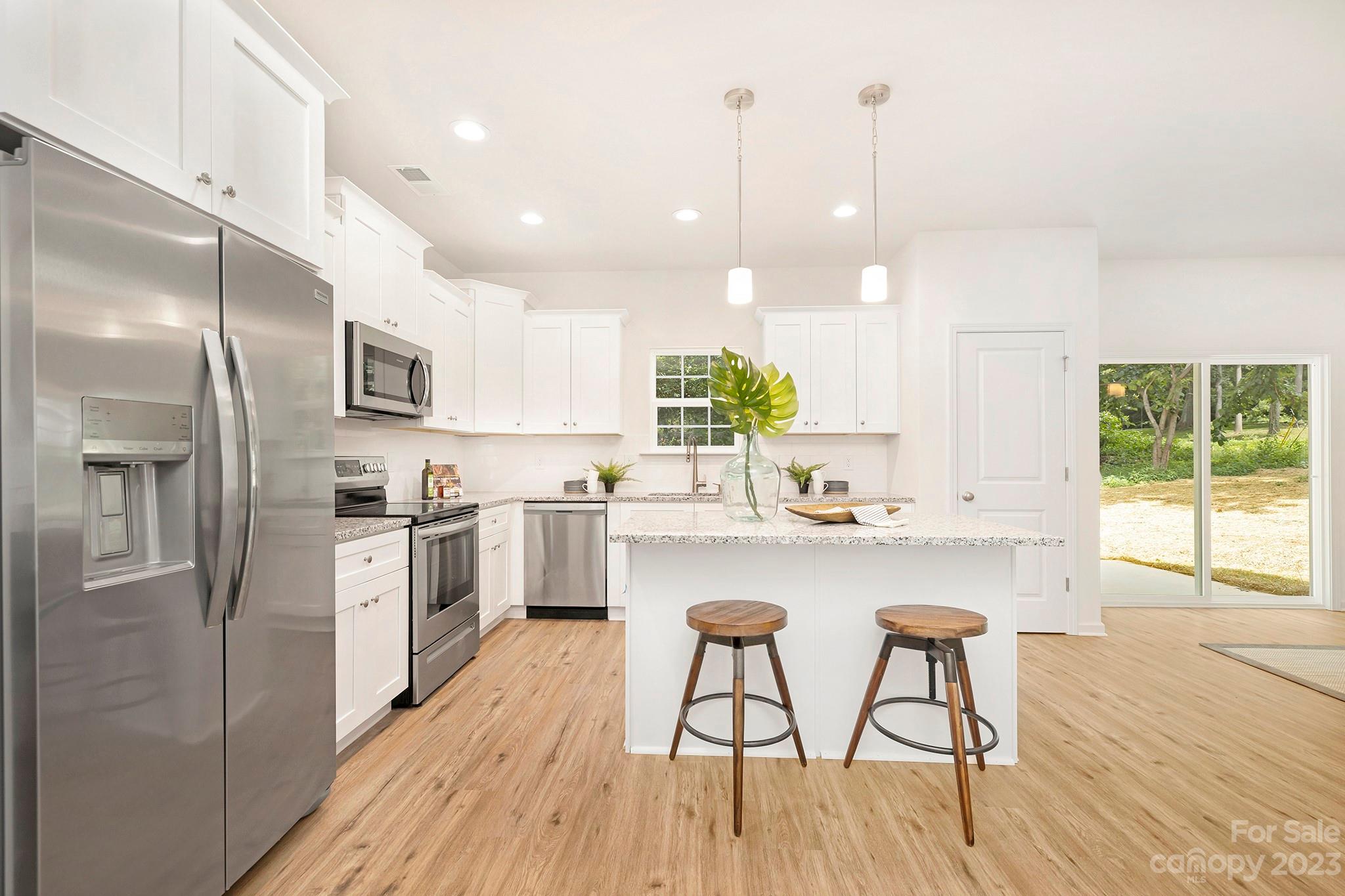 3118 Allen Road South Charlotte, NC 28269 - Photo 6 of 18 Gallery Image 6