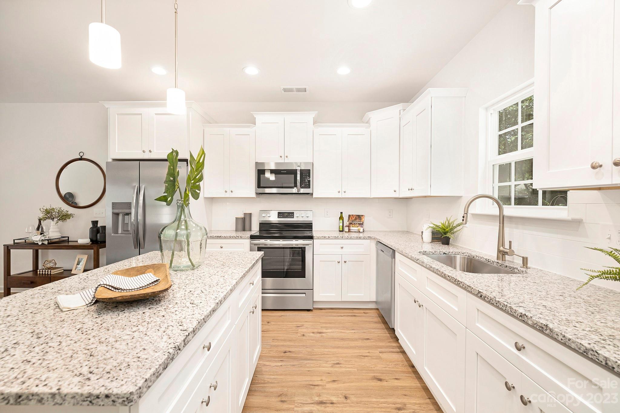 3118 Allen Road South Charlotte, NC 28269 - Photo 7 of 18 Gallery Image 7