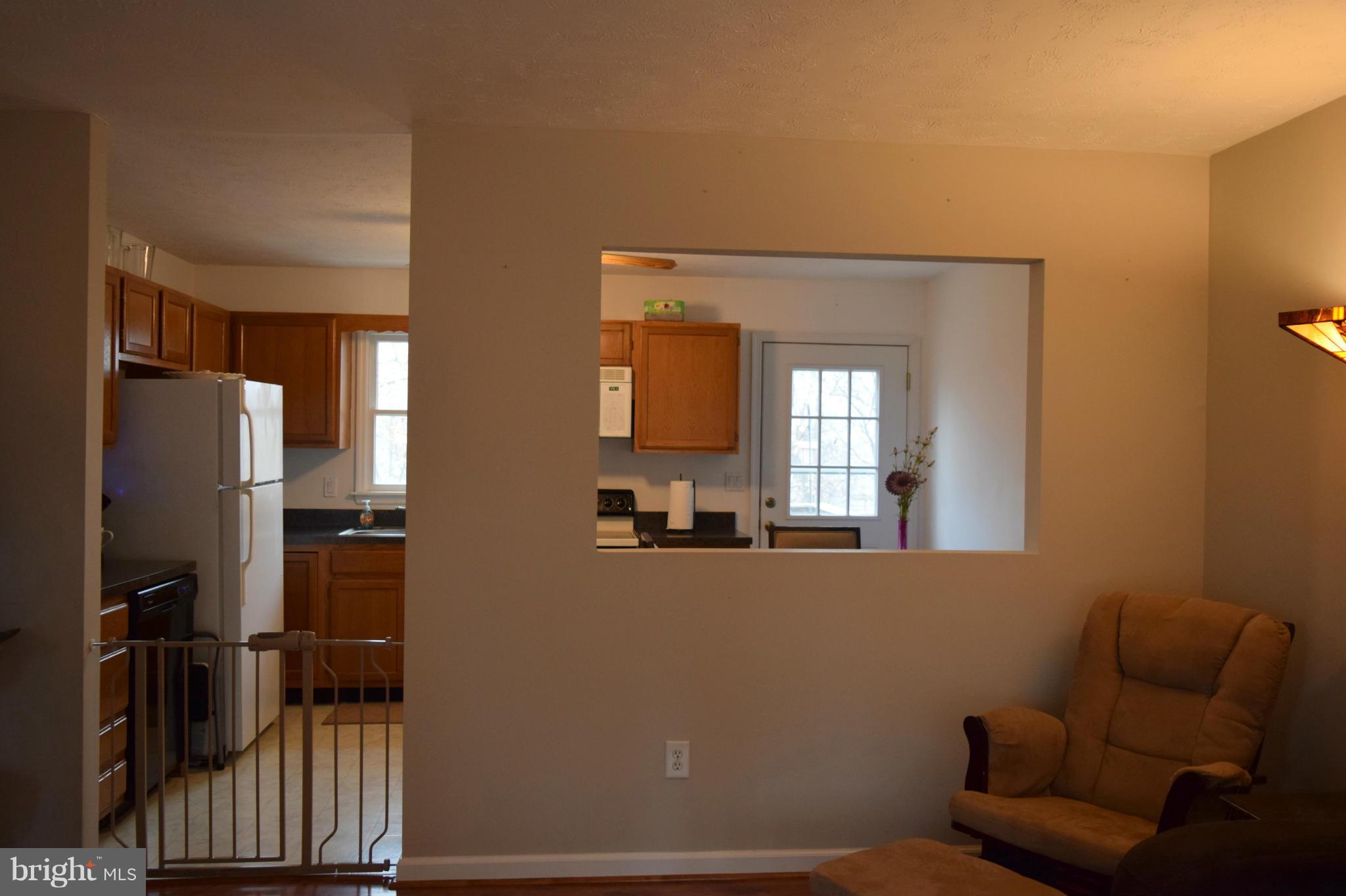 2746 High Top Road Linden, VA 22642 - Photo 13 of 30 Living Room