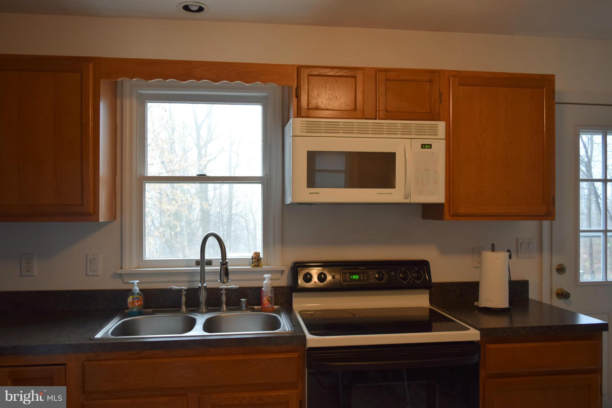 2746 High Top Road Linden, VA 22642 - Photo 10 of 30 Kitchen