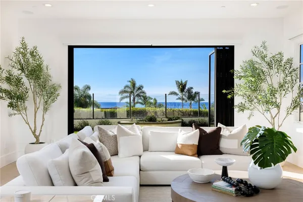$13,990,000 | 8 Baffin, Newport Coast, CA 92657