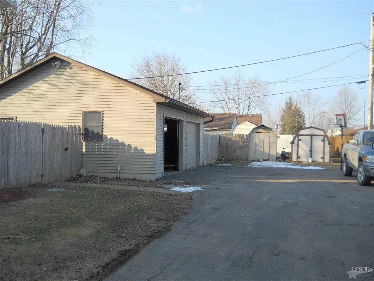 5980 North Piqua Road Decatur, IN 46733 - Photo 3 of 16