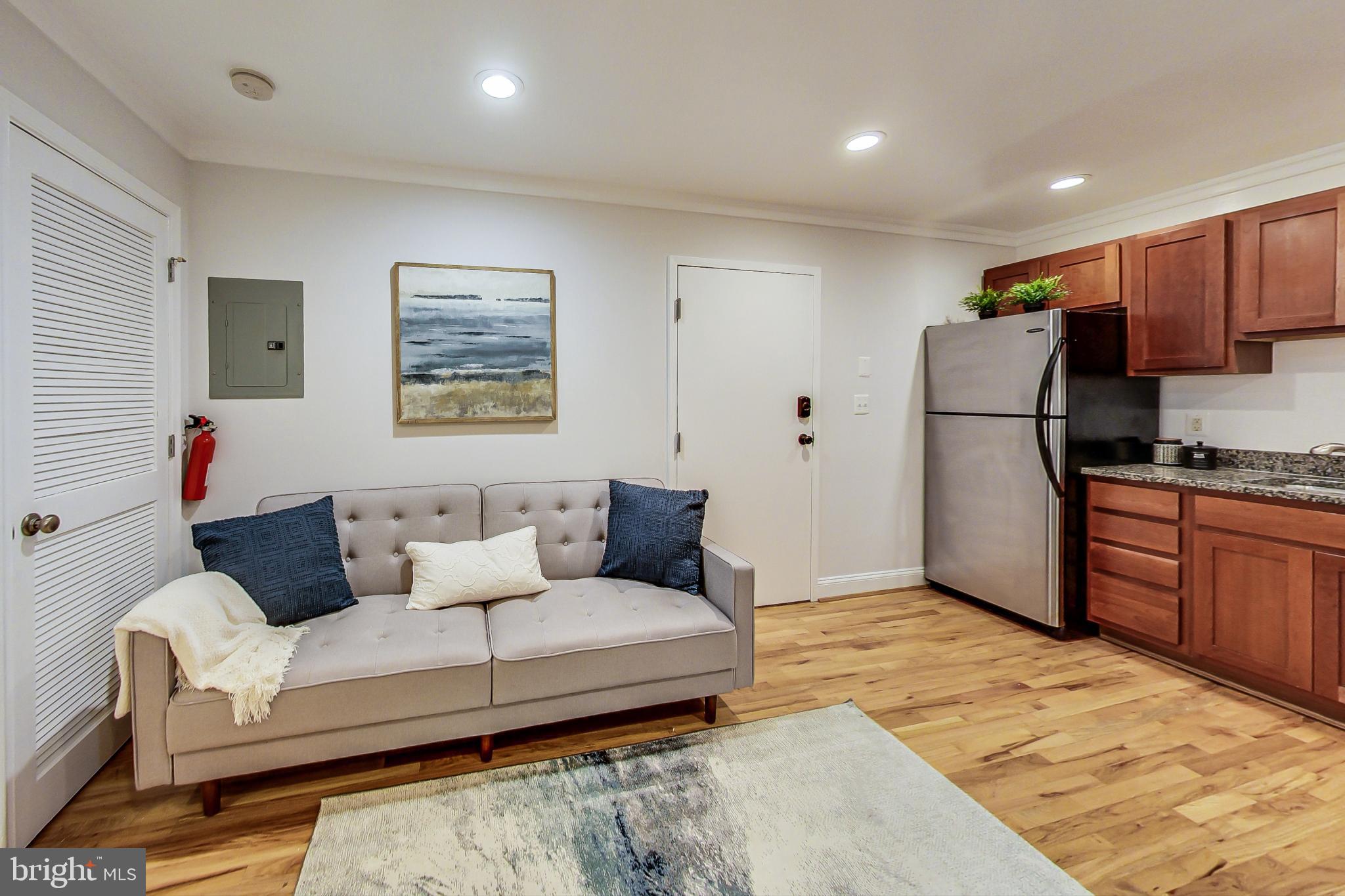 430 Irving Street Northwest, Unit 5 Washington, DC 20010 - Photo 8 of 16