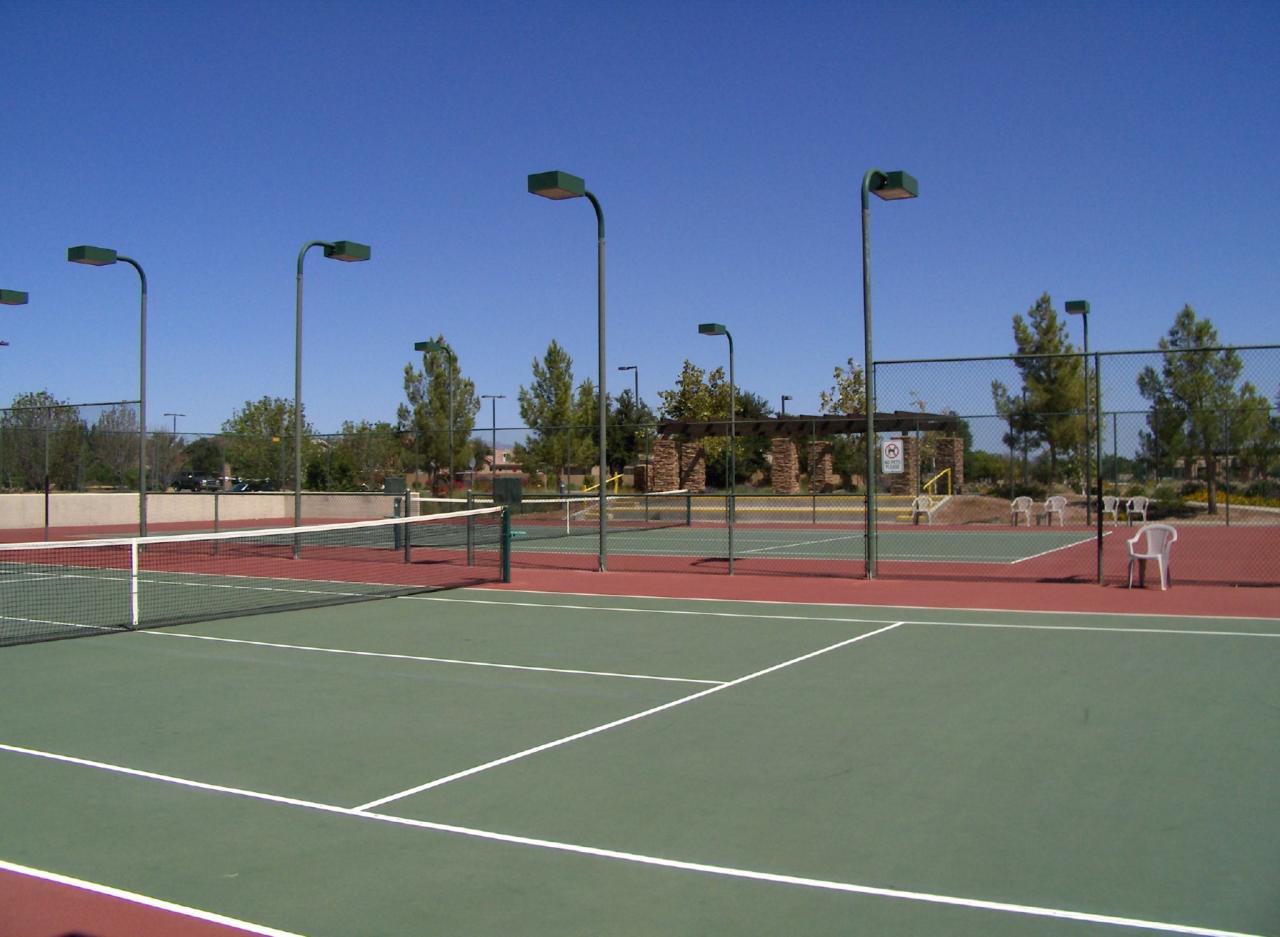4663 East Walnut Road Gilbert, AZ 85298 - Photo 21 of 24 Tennis Courts!
