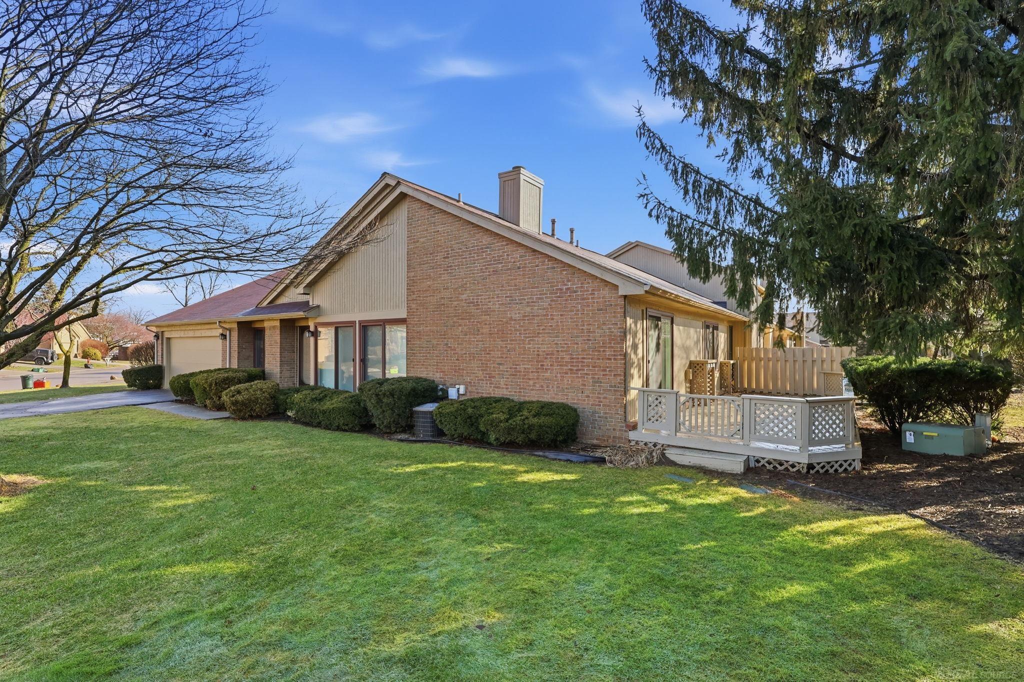 521 Tennyson Rochester Hills, MI 48307 - Photo 2 of 22