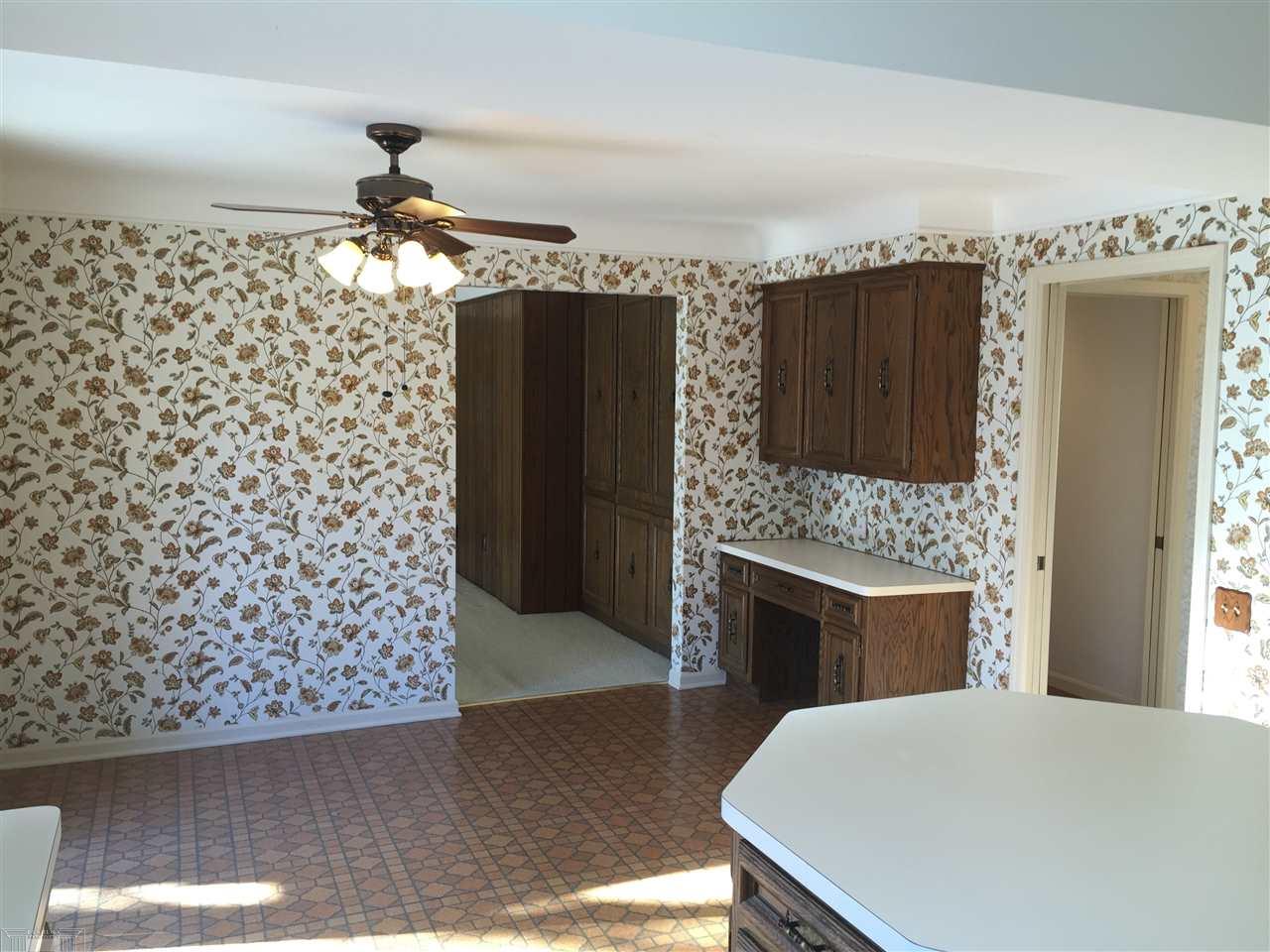 75 Belle Meade Road Grosse Pointe Shores, MI 48236 - Photo 9 of 23