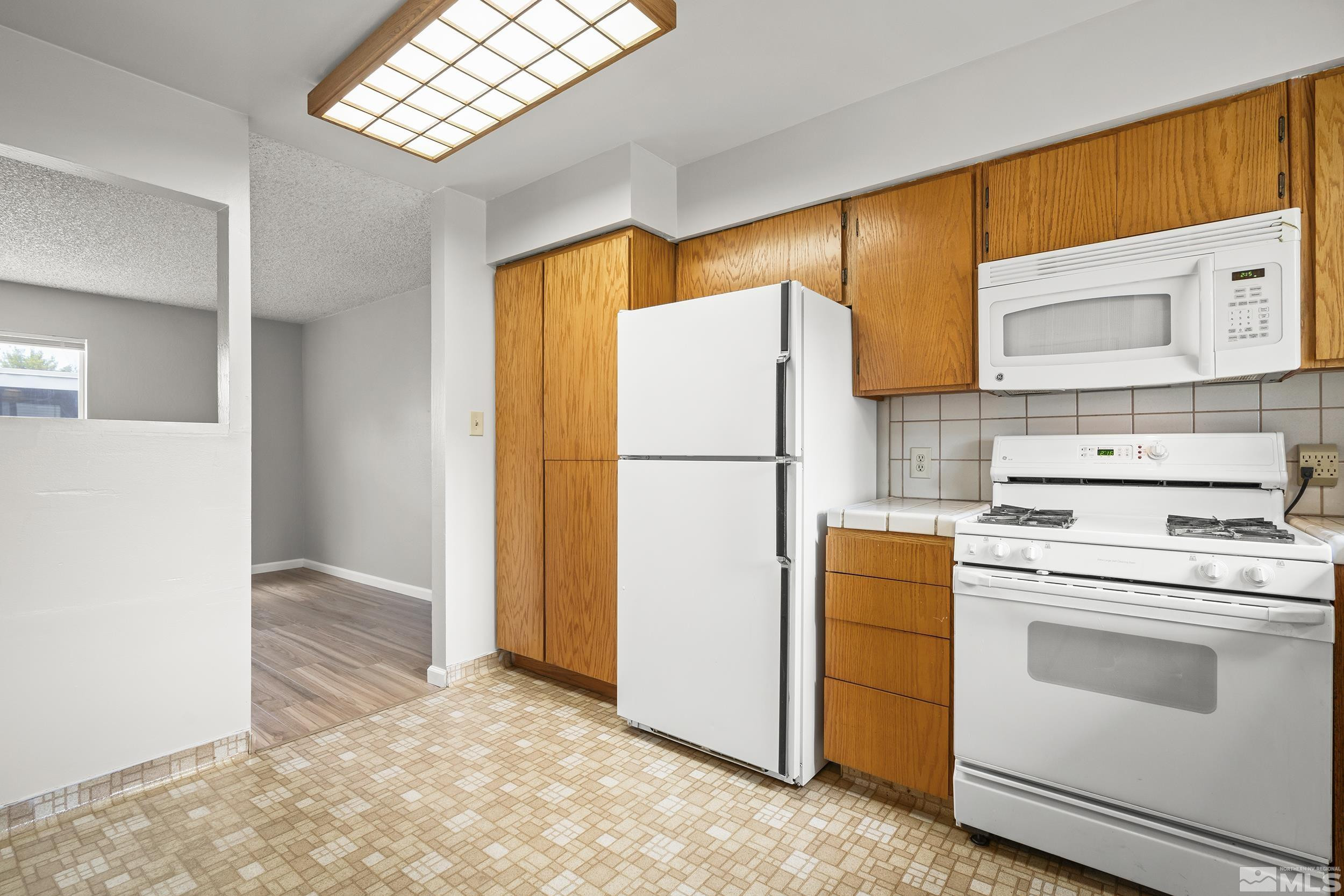 28 Smithridge Park Reno, NV 89502 - Photo 2 of 17 Photo 2