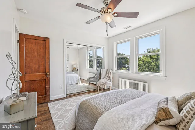 $715,000 | 2008 C Street Northeast, Washington, DC 20002