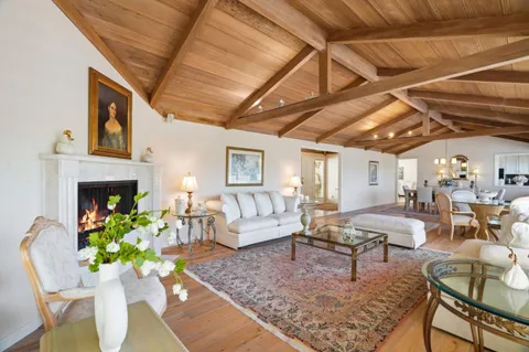 $3,988,800 | 911 Matts Court, Los Altos, CA 94024