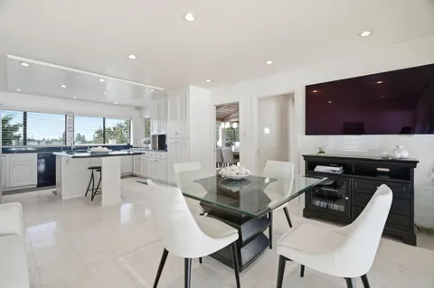 $4,188,800 | 911 Matts Court, Los Altos, CA 94024