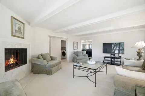 $4,188,800 | 911 Matts Court, Los Altos, CA 94024