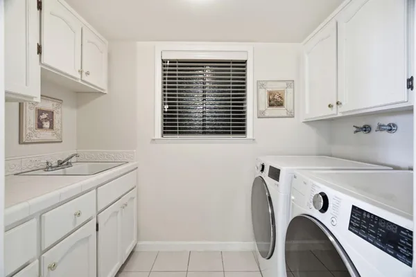 $3,988,800 | 911 Matts Court, Los Altos, CA 94024