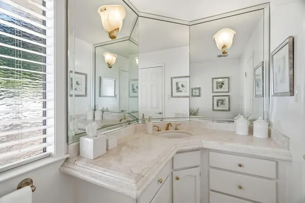 $3,988,800 | 911 Matts Court, Los Altos, CA 94024