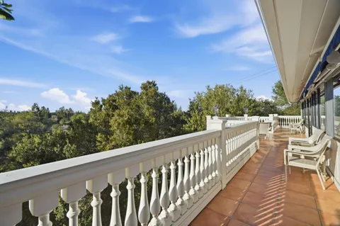 $4,188,800 | 911 Matts Court, Los Altos, CA 94024