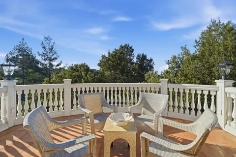 $3,988,800 | 911 Matts Court, Los Altos, CA 94024