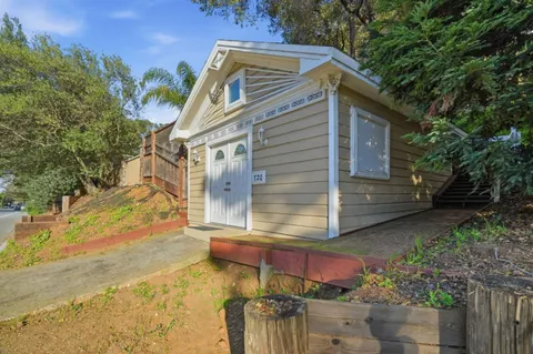 $3,988,800 | 911 Matts Court, Los Altos, CA 94024