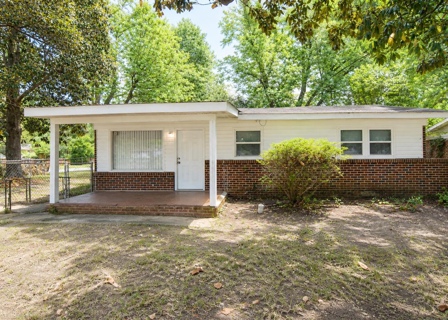 808 East Boundary Augusta, GA 30901 - Photo 1 of 17 Front