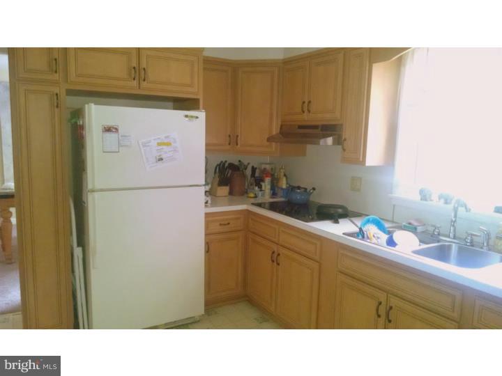 409 North Tulpehocken Road Reading, PA 19601 - Photo 3 of 19 Kitchen