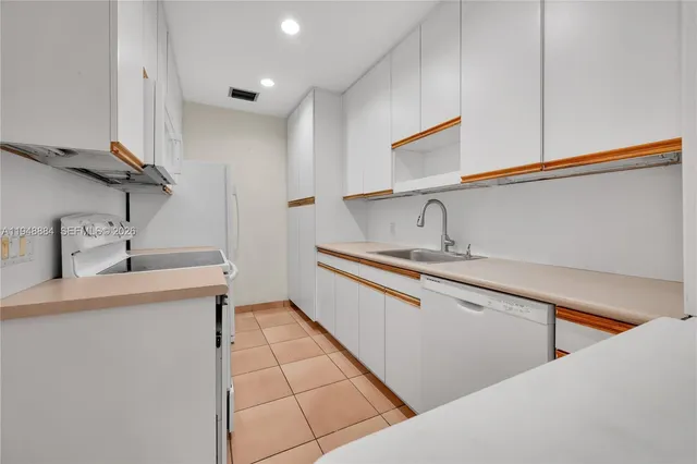 $1,329,000 | 8115 Southwest 63rd Place, Miami, FL 33143