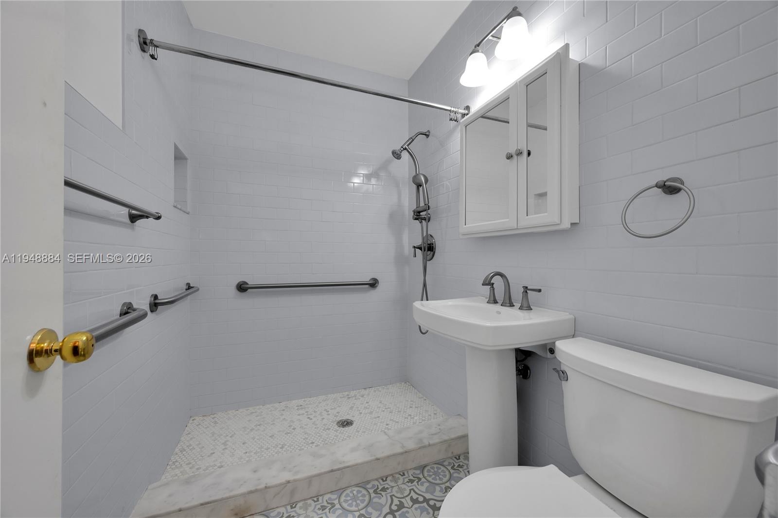 8115 Southwest 63rd Place Miami, FL 33143 - Photo 18 of 27