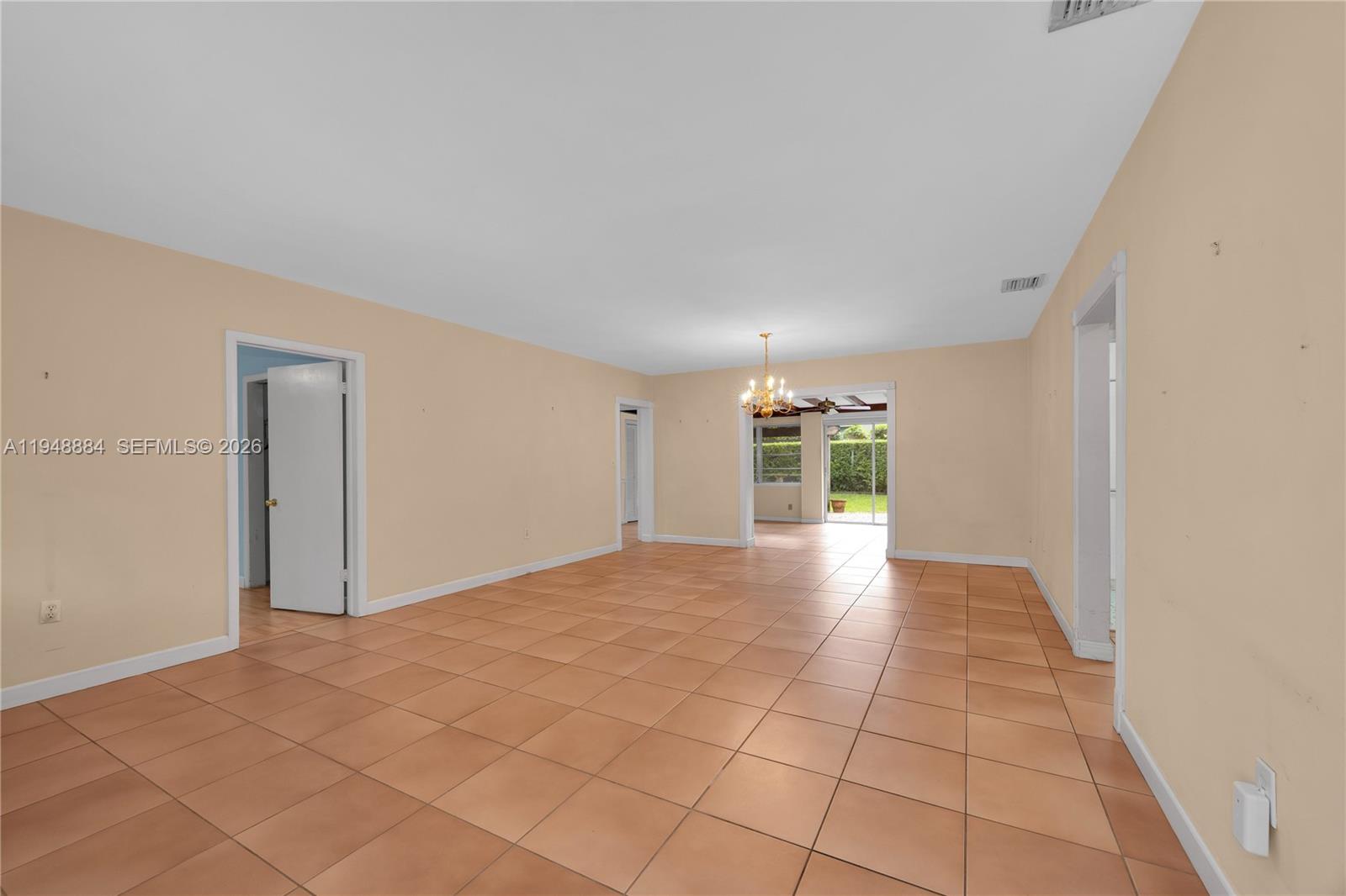 8115 Southwest 63rd Place Miami, FL 33143 - Photo 4 of 27