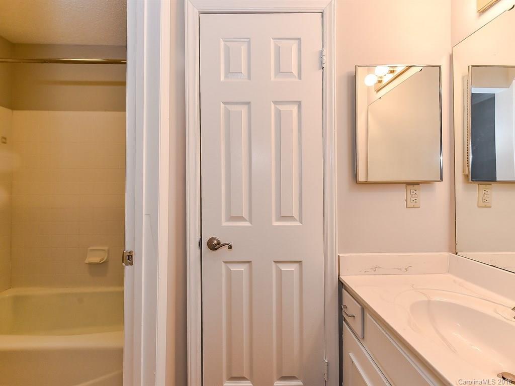 301 Queens Road, Unit 101 Charlotte, NC 28204 - Photo 12 of 18 Gallery Image 12